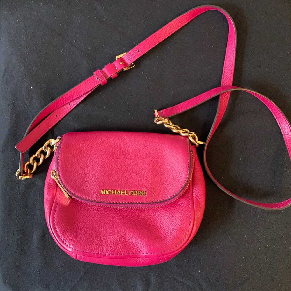 Michael kors crossbody